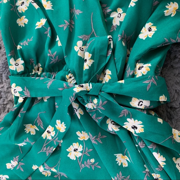 Sienna sky floral dress size S - Picture 5 of 8